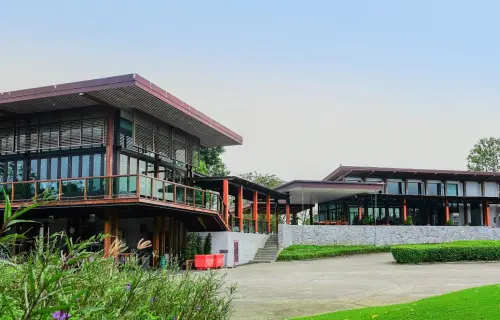 Bangsai Country Club