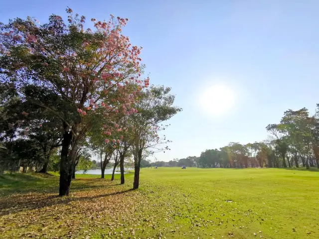 Thana City Country Club