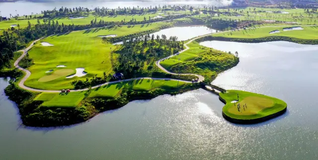 Thanh Lanh Valley Golf & Resort