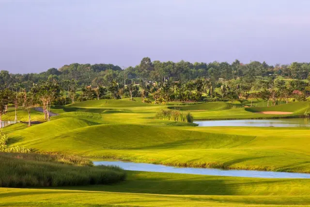 Twin Doves Golf Club