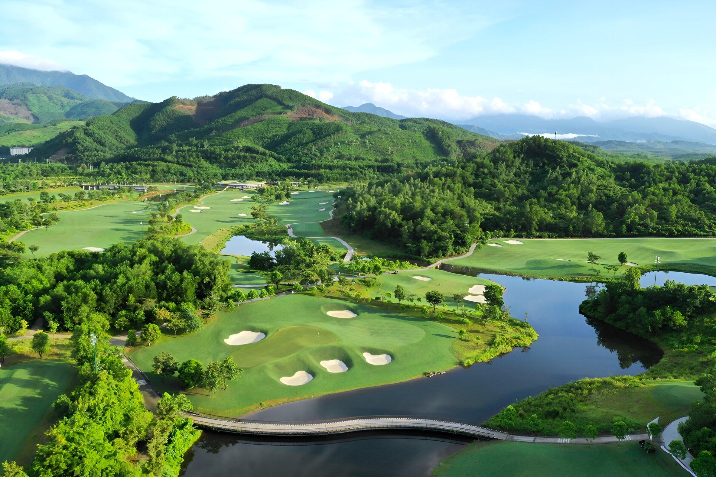 Bana-Hills-Golf-Club-fairway