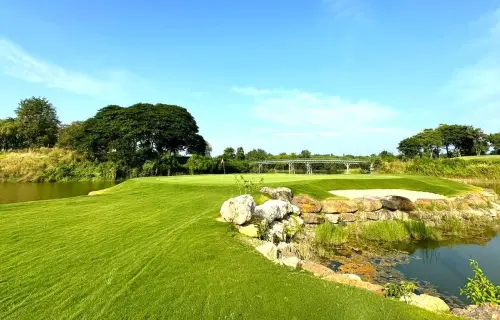 Blue Sapphire Golf Resort