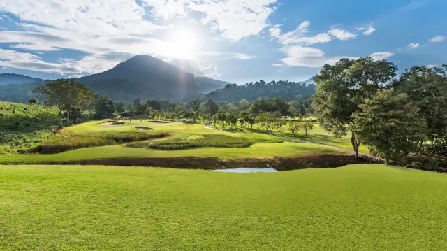 Chatrium Golf Resort Soi Dao Chanthaburi