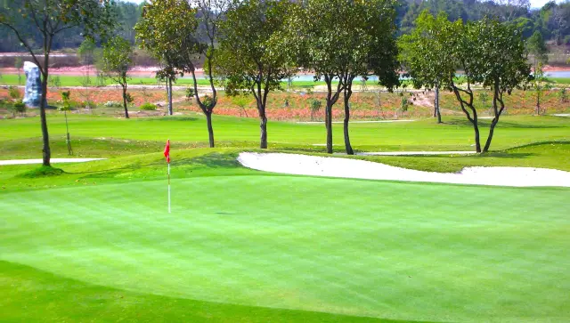 Happy City Golf Resort