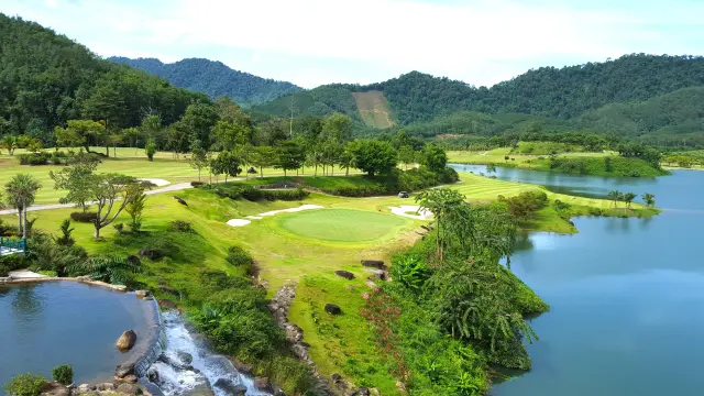 Katathong Golf Resort & Spa