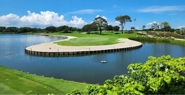 Laguna National Golf Resort Club, Master Course