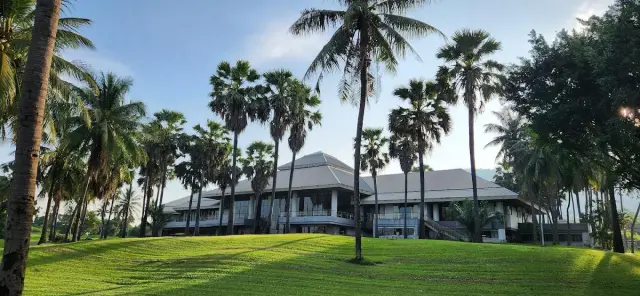 Mountain Shadow Golf Club