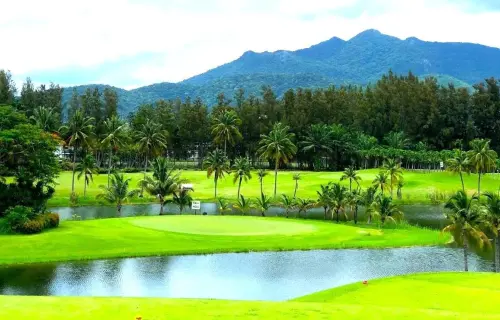 Sir James Country Club (Forest Hill Country Club)