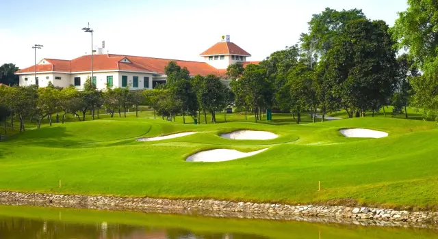 Warren Golf Country Club