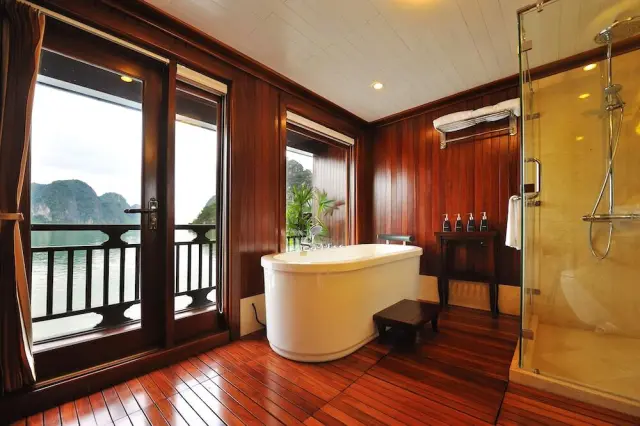 How Far in Advance Should You Book Your Golf Holiday in Vietnam?