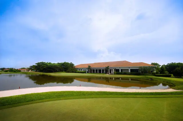 Beverly Place Golf Club