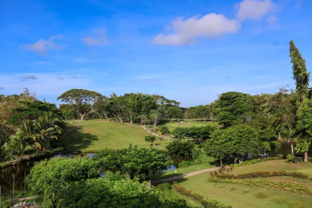 The Iloilo Golf & Country Club