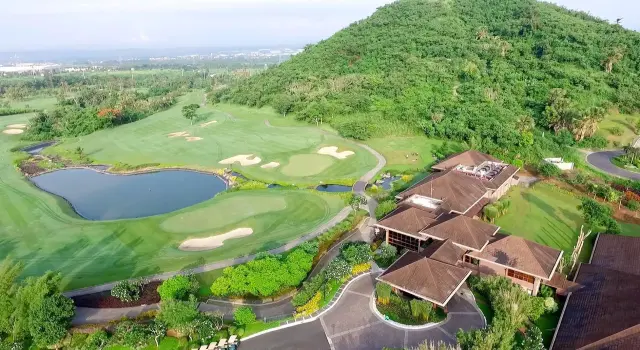 Ayala Greenfield Golf & Leisure Club