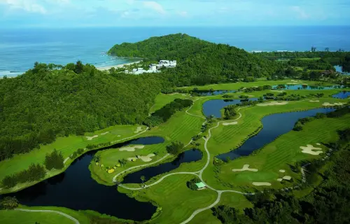 Dalit Bay Golf & Country Club