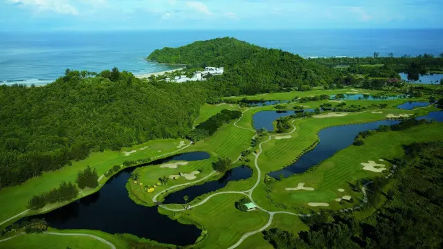 Dalit Bay Golf & Country Club