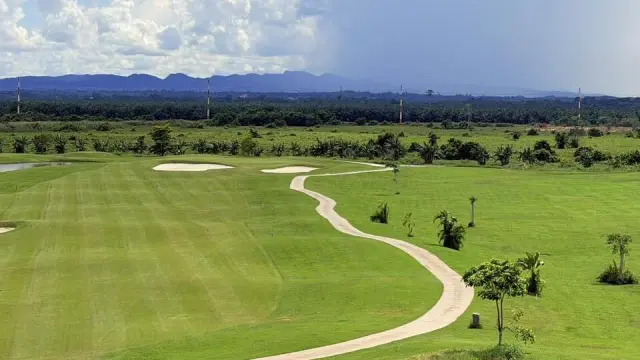 Eastwood Valley Golf & Country Club