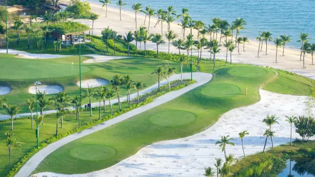 Eschuri Vung Bau Golf Course