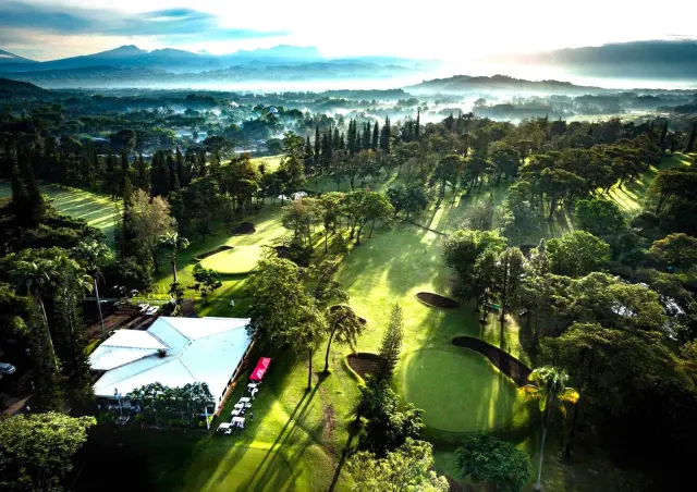 Del Monte Golf & Country Club