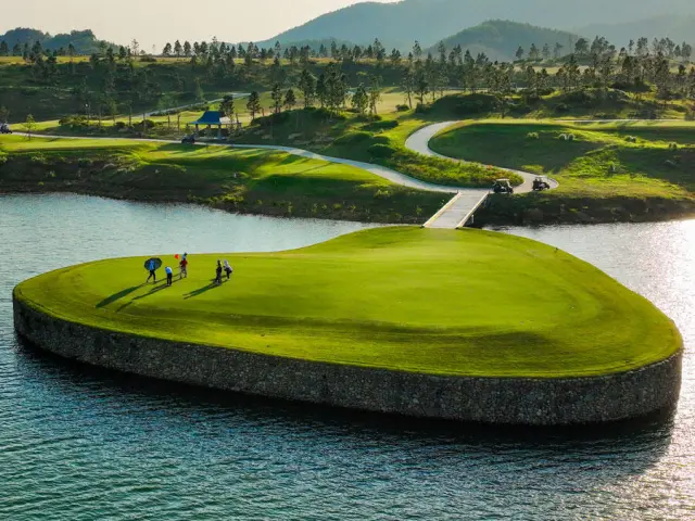 Thanh Lanh Valley Golf & Resort