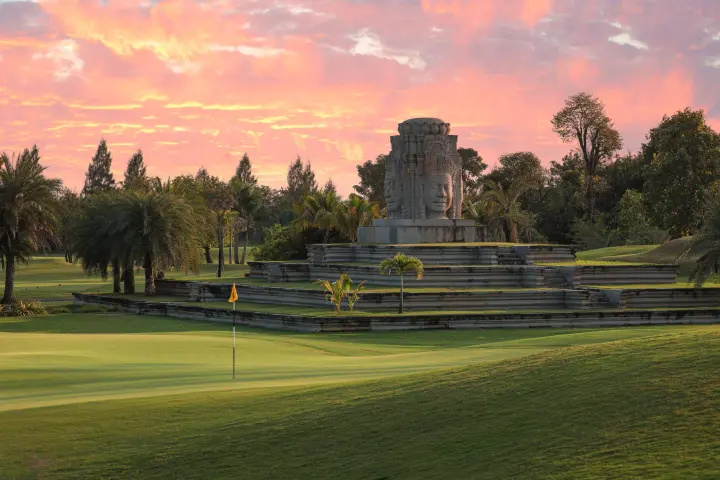 Ultimate Phnom Penh Golf Experience